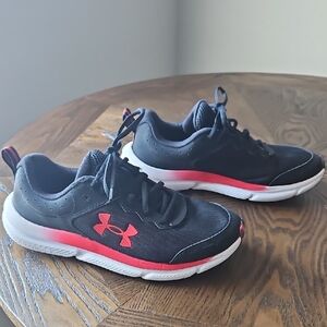 Under Armour Black Sneakers with Red Highlights